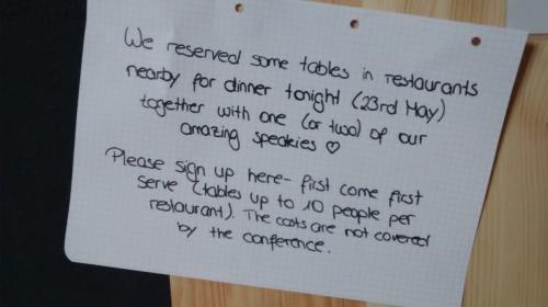 A note inviting attendees to sign up for dinner with the speakers